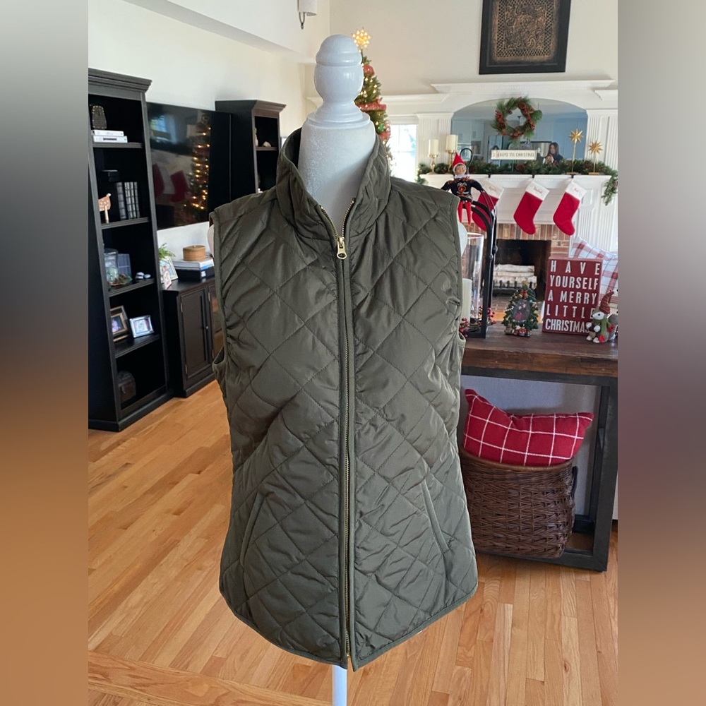 Old Navy Quilted Vest